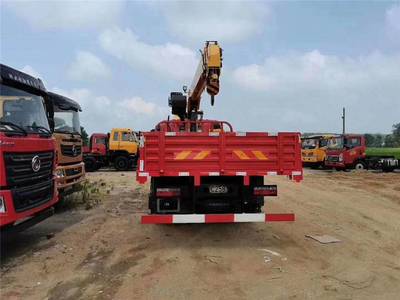 隨車吊市場主流品牌解析 東風華神、徐工、三一與程力的選擇之道